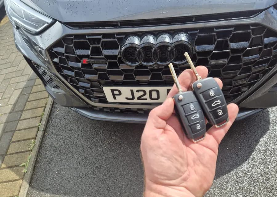 Audi key programming and replacement key
